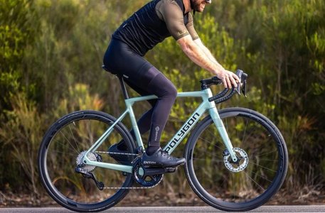 Polygon Strattos S8X 2025